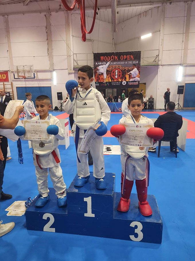 أمطار من الميداليات والإنجازات في بطولة موديعين القطرية للكراتيه